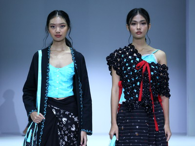 Koleksi Tumbuh dari Sejauh Mata Memandang untuk TikTok Runway Show di Jakarta Fashion Week 2022
