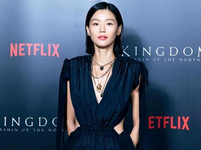 Gaya Jun Ji-hyun Mempromosikan Kingdom: Ashin of the North