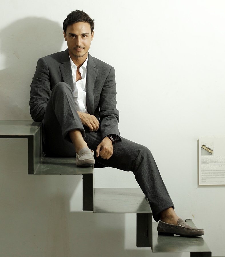 Hamish Daud Biography